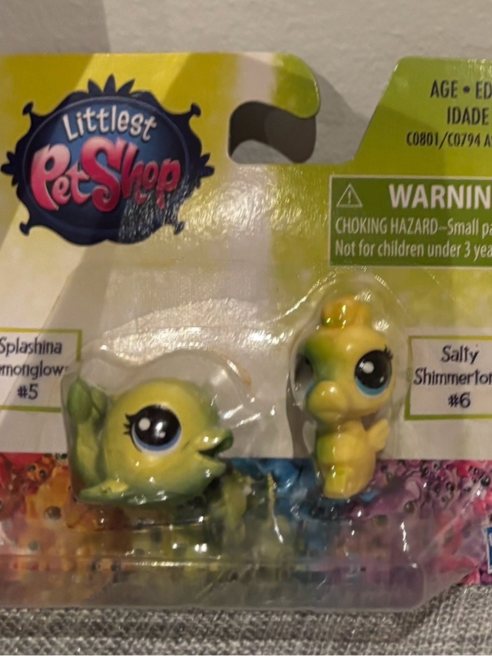 Littlest Pet Shop yellow & green Splashina & Salty collectible duo